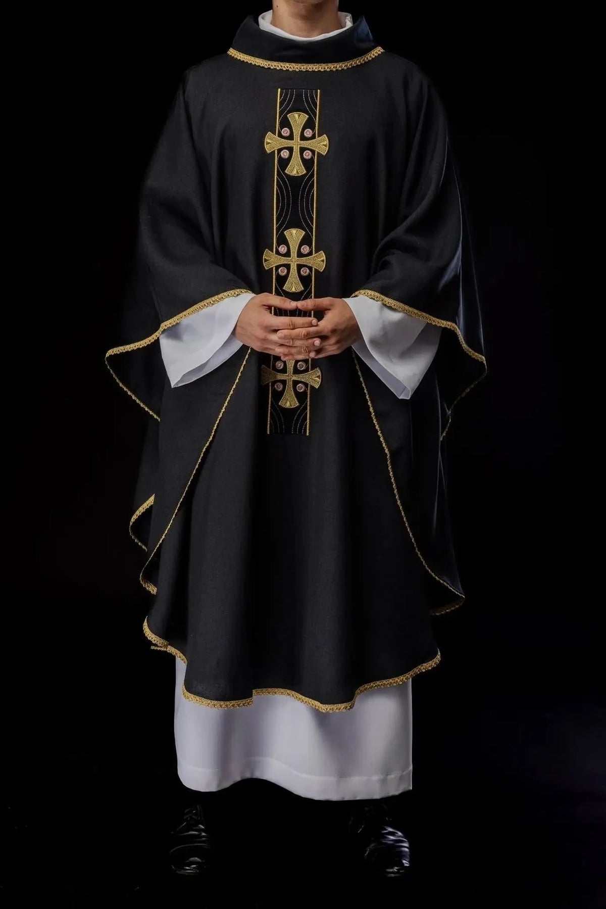 Black Chasuble with Gold Cross Band - detail 10