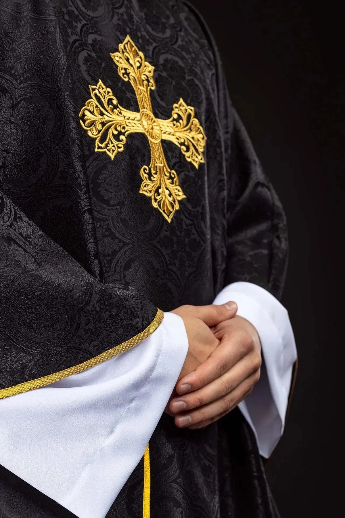 Black Jacquard Chasuble with Embroidered Cross - detail 4