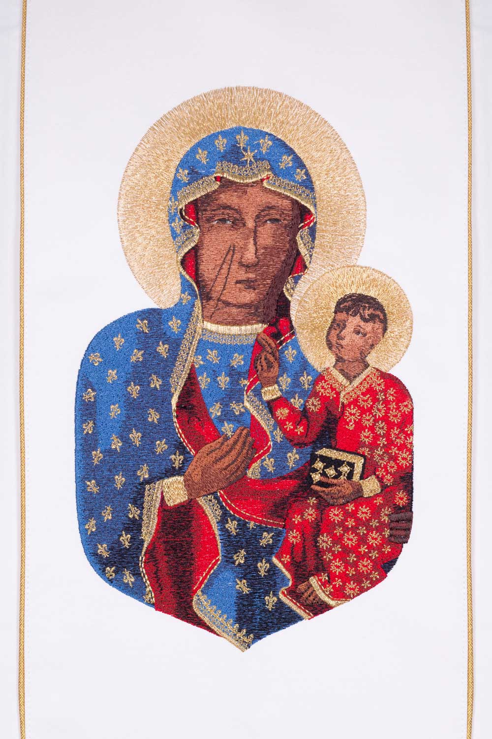 Ecrufarbene Kasel mit der Muttergottes von Tschenstochau