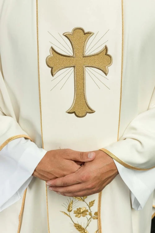 Ecru Chasuble with cross and wheat embroidery — full view