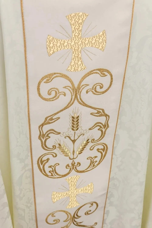 Ecru Chasuble with decorative band — decoration detail