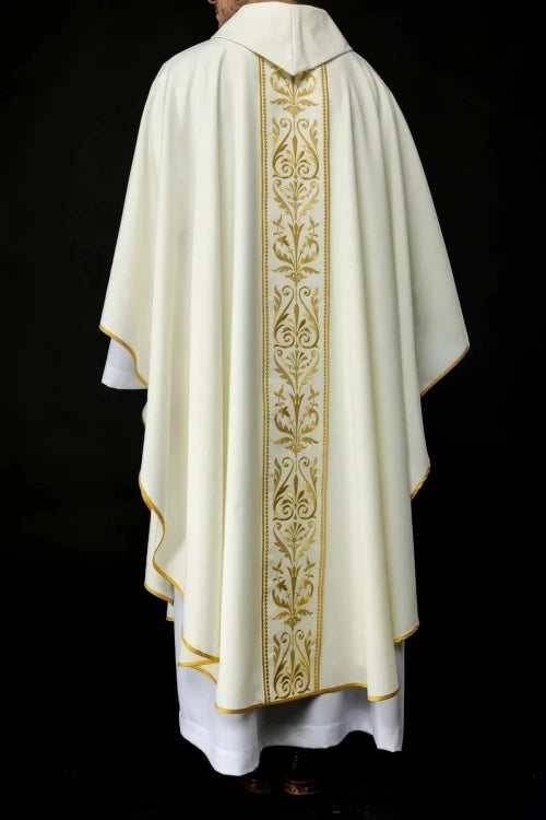 Ecru Chasuble with decorative embroidered band — fabric detail