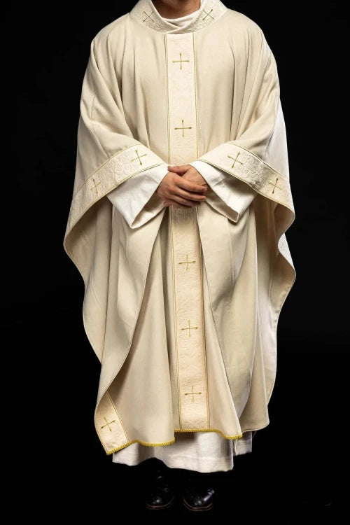 Ecru Chasuble with embroidered band and cross-decorated collar — gallery view 13
