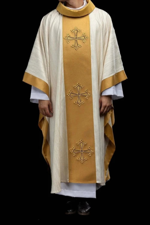 Ecru Chasuble with embroidered band with cross motif – Variant II — full view