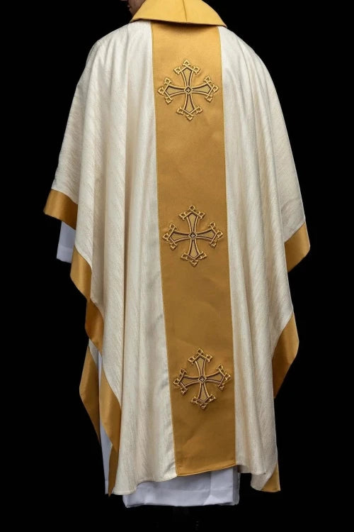 Ecru Chasuble with embroidered band with cross motif – Variant II — collar detail