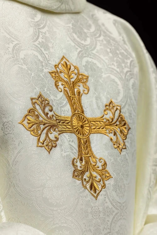 Ecru Chasuble with embroidered cross on jacquard fabric — back view