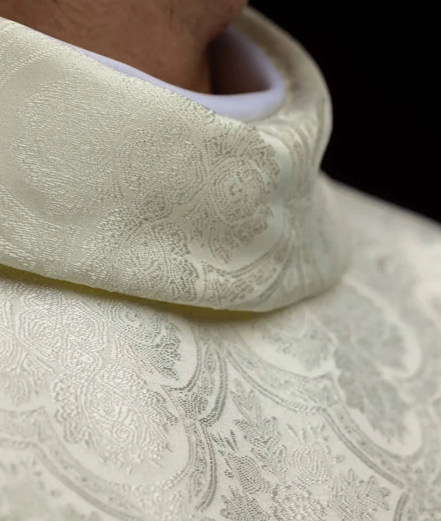 Ecru Chasuble with embroidered cross on jacquard fabric — side view
