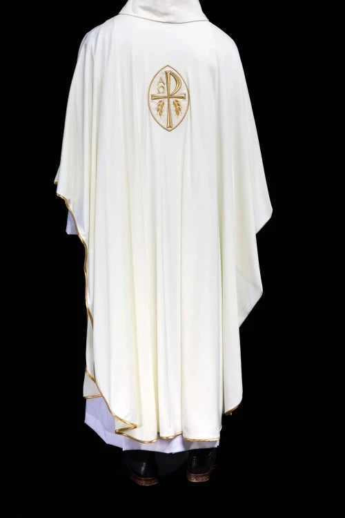 Ecru Chasuble with embroidered cross on Sacrolite knit fabric — collar detail