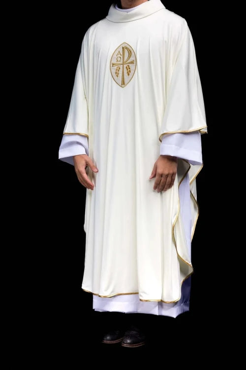 Ecru Chasuble with embroidered cross on Sacrolite knit fabric — fabric detail