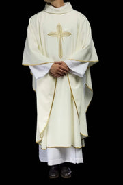 Ecru Chasuble with embroidered cross – Variant IV — front view