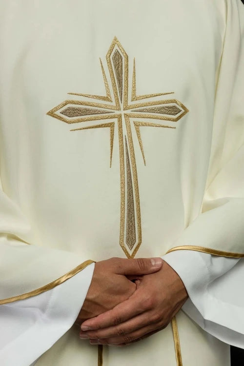 Ecru Chasuble with embroidered cross – Variant IV — back view