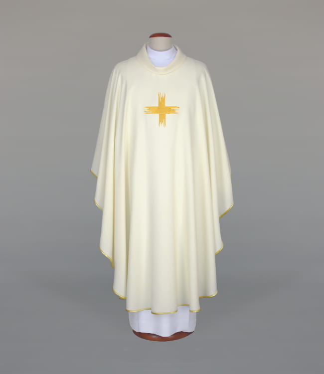 Ecru Chasuble with embroidered decoration – Variant IV — front view