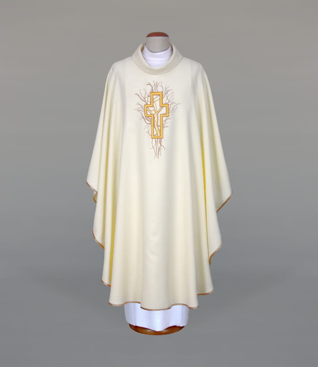 Ecru Chasuble with embroidered decoration – Variant X — front view