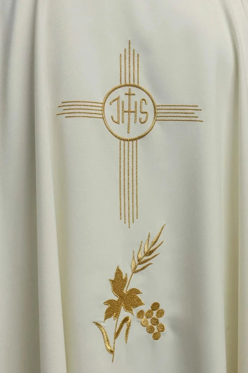 Ecru Chasuble with embroidered IHS monogram – Variant II — decoration detail
