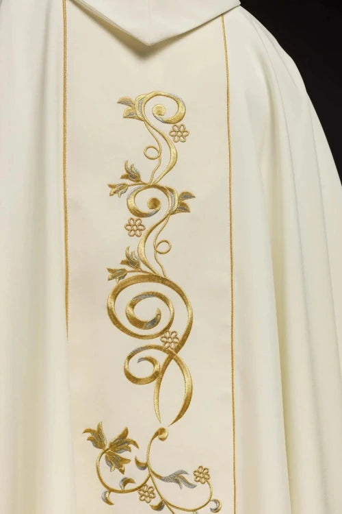 Ecru Chasuble with embroidered IHS monogram – Variant II — collar detail
