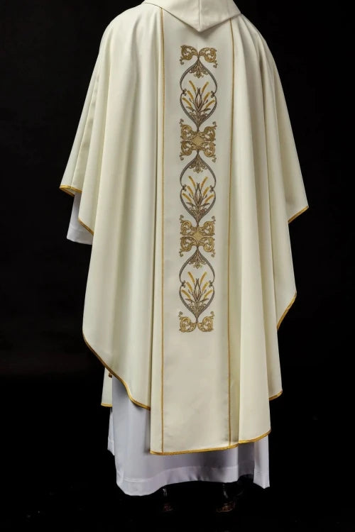 Ecru Chasuble with embroidered IHS monogram – Variant IV — side view