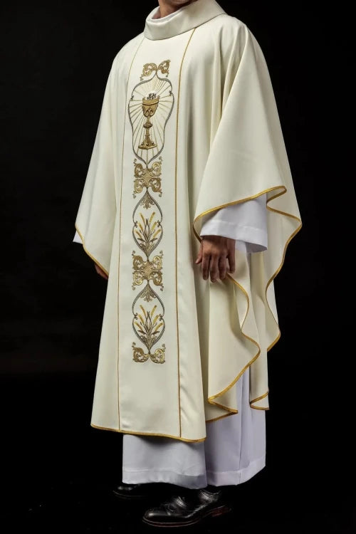 Ecru Chasuble with embroidered IHS monogram – Variant IV — collar detail