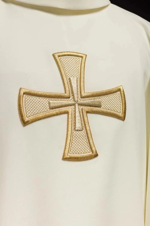 Ecru Chasuble with embroidered IHS monogram – Variant V — decoration detail