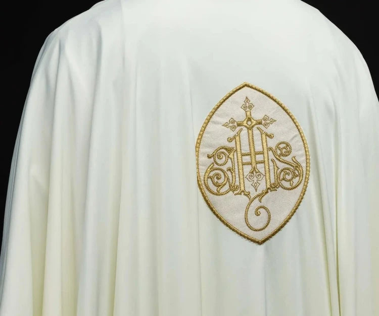 Ecru Chasuble with embroidered IHS monogram – Variant VII — side view
