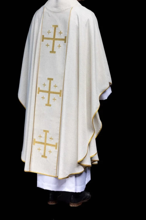 Ecru Chasuble with embroidered Jerusalem cross – Variant II — fabric detail