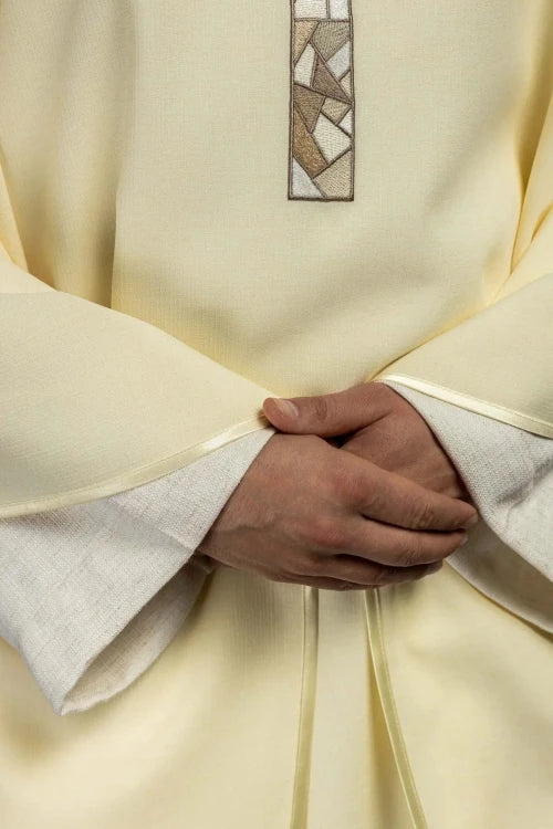 Ecru Chasuble with embroidered mosaic cross — decoration detail
