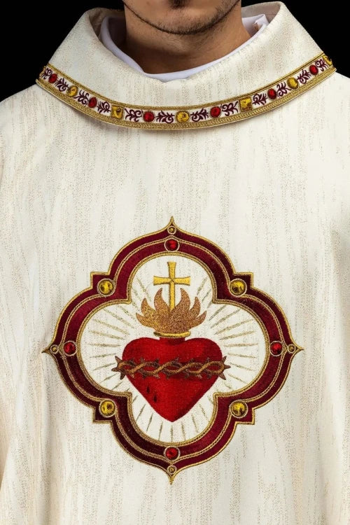 Ecru Chasuble with embroidered Sacred Heart and Eucharistic chalice — front view