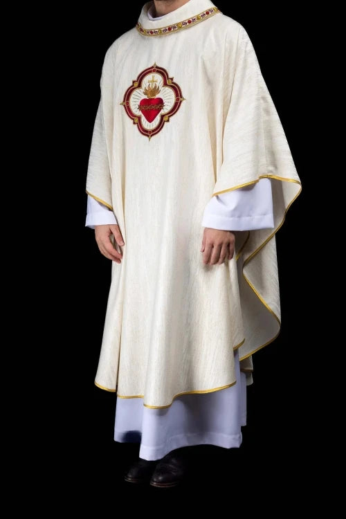 Ecru Chasuble with embroidered Sacred Heart and Eucharistic chalice — full view