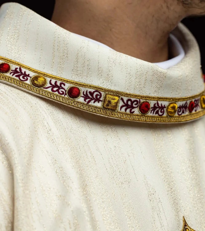 Ecru Chasuble with embroidered Sacred Heart and Eucharistic chalice — close-up detail