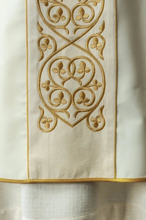 Ecru Chasuble with embroidered velvet band — close-up detail