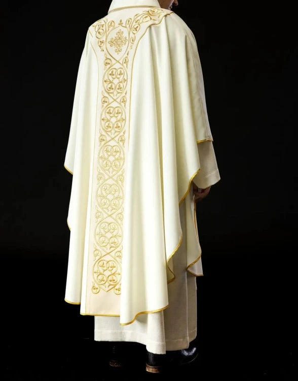 Ecru Chasuble with embroidered velvet band — collar detail