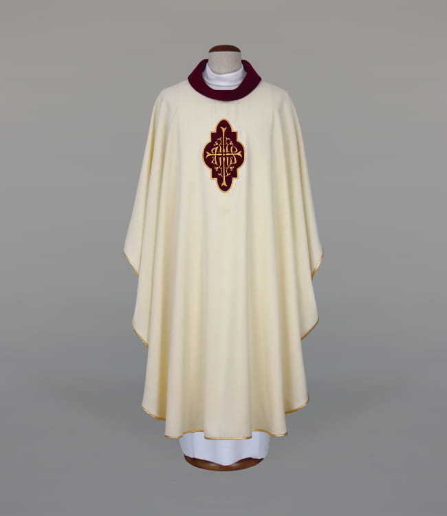Ecru Chasuble with embroidery and velvet appliqué — front view