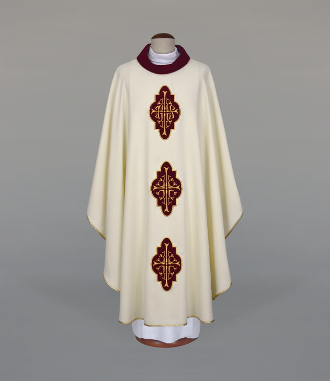 Ecru Chasuble with embroidery and velvet appliqué – Variant II — front view