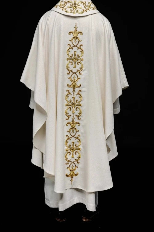 Ecru Chasuble with hand-applied natural-stone decoration — collar detail