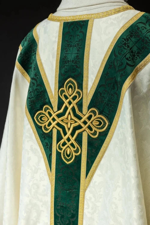 Ecru Chasuble with handcrafted natural-stone decoration — collar detail