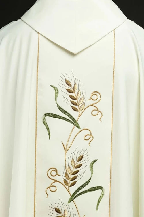 Ecru Chasuble with IHS, grapes and wheat embroidery — collar detail