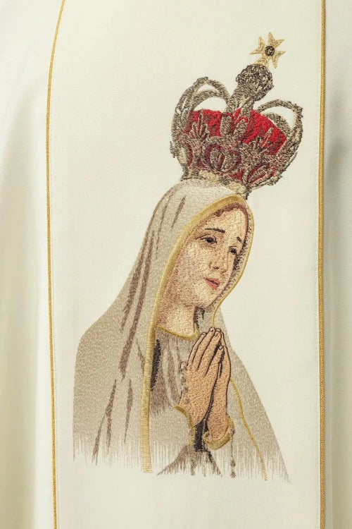 Ecru Chasuble with image of Our Lady of Fatima — decoration detail