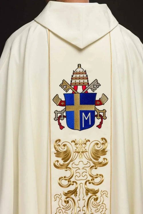 Ecru Chasuble with image of Pope John Paul II — fabric detail