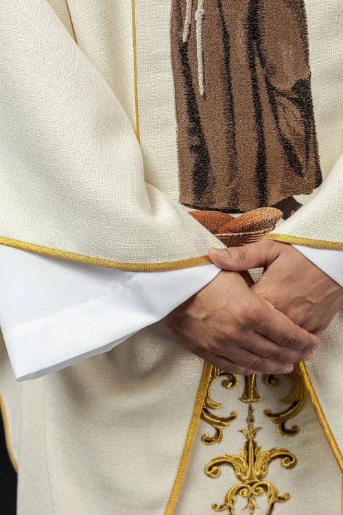 Ecru Chasuble with image of Saint Anthony – Variant II — close-up detail