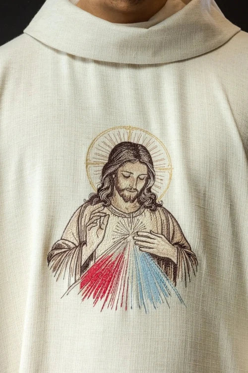 Ecru Chasuble with image of the Divine Mercy — decoration detail