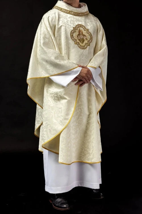 Ecru Chasuble with image of the Immaculate Heart of Mary — vestment detail