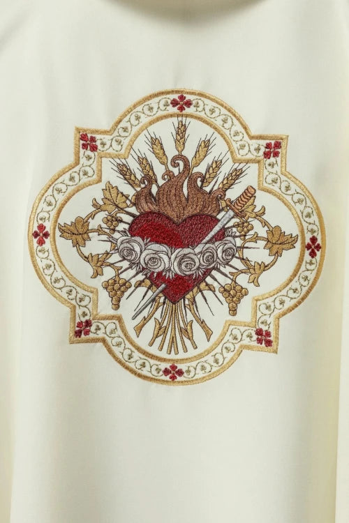 Ecru Chasuble with image of the Immaculate Heart of Mary – Variant II — vestment detail