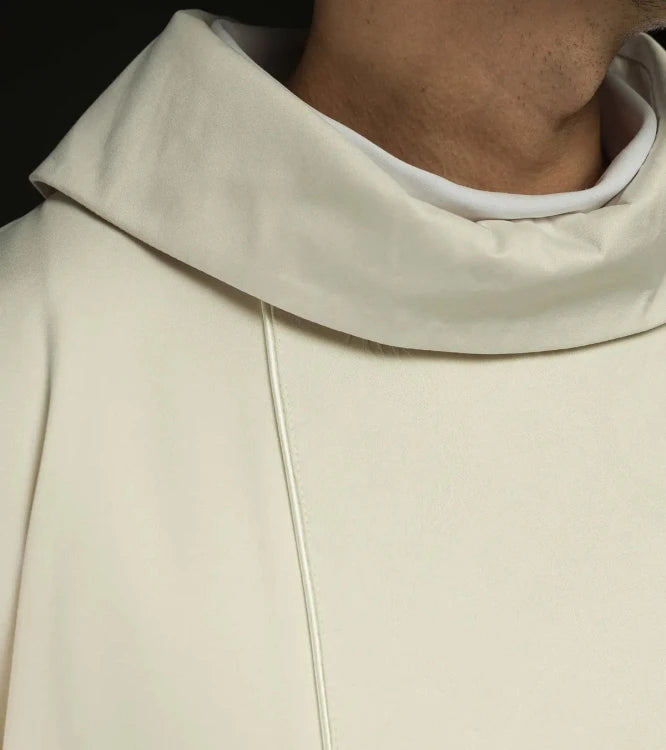 Ecru Chasuble with jacquard band with cross pattern — close-up detail