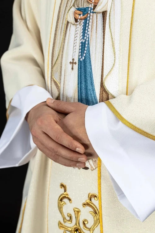 Ecru Chasuble with Marian embroidery — close-up detail