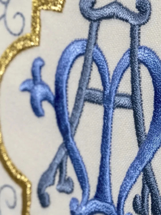 Ecru Chasuble with Marian embroidery – Variant II — fabric detail