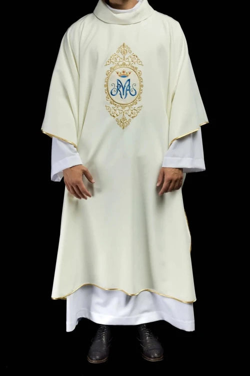 Ecru Chasuble with Marian motif and gold embroidery — full view