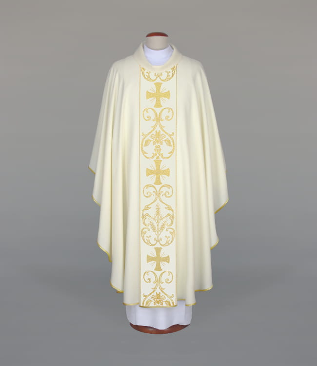 Ecru Chasuble with woven decorative band – Variant IV — front view