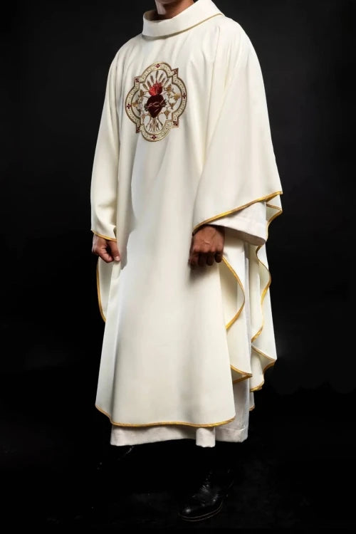 Ecru Chasuble with embroidered Sacred Heart and Eucharistic chalice — side view