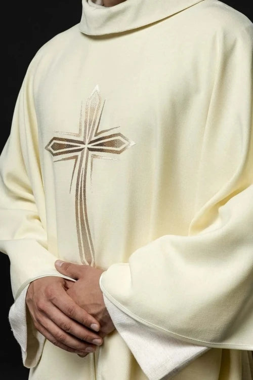 Ecru Chasuble with embroidered cross — fabric detail