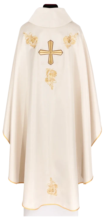 Ecru Chasuble with embroidered cross – Variant V — full view