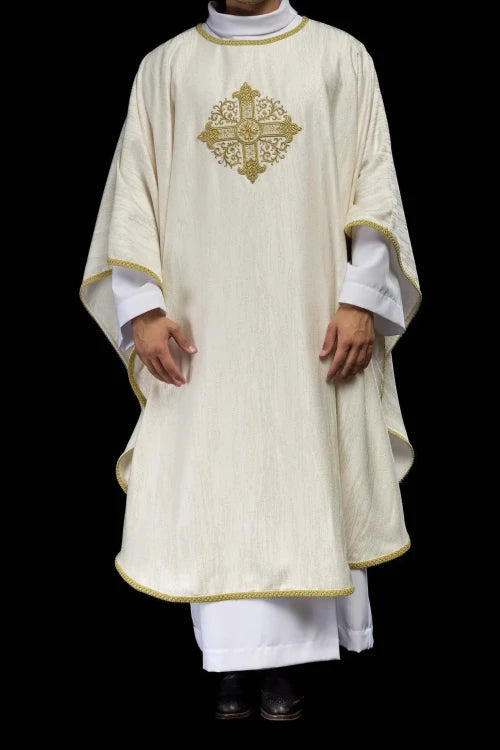 Ecru Chasuble with embroidered cross – Variant VII — fabric detail